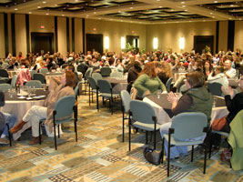 Conference attendees show their appreciation for Linda's excellent presentation